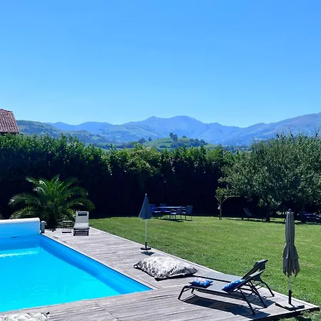 Pensión Maison Biscaya , La 2e étage 4*