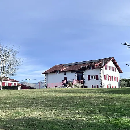 Maison Biscaya , La 2e étage 4* Caro (Pyrenees-Atlantiques)